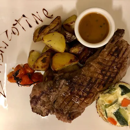 Logis L'abricotine Hotel Tain-lʼHermitage