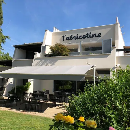 Logis L'abricotine 2* Tain-lʼHermitage