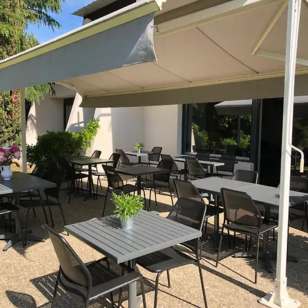 Logis L'abricotine Hotel