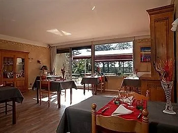 Hotel Logis L'abricotine