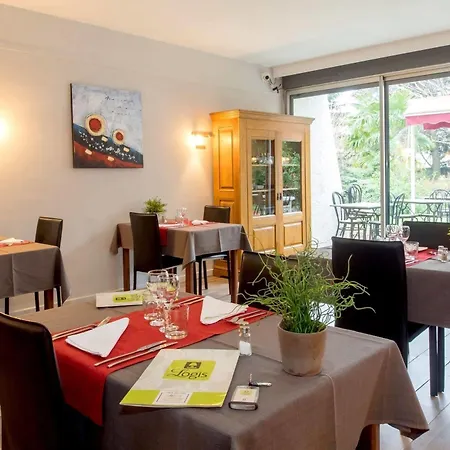 Hotel Logis L'abricotine