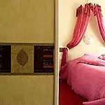 Отель Logis L'abricotine 2*